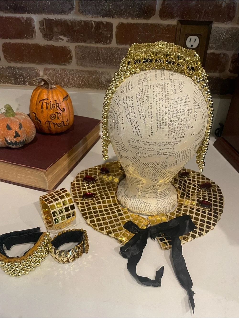 Kids Gold Cleopatra  Egyptian-Style Beaded Headpiece and Collar Set